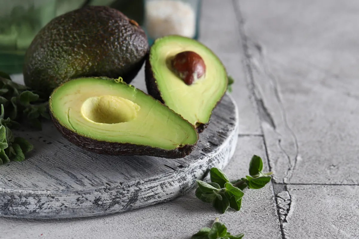 Avocats riches en acides gras monoinsaturés bonnes graisses régime minceur