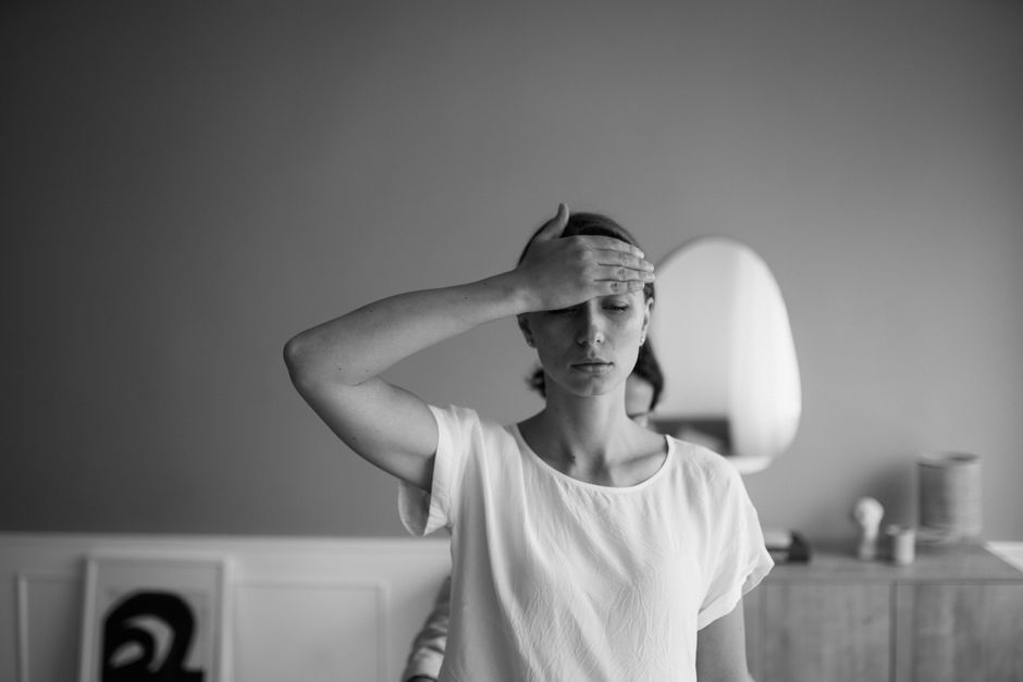 Personne vertige lever matin salon